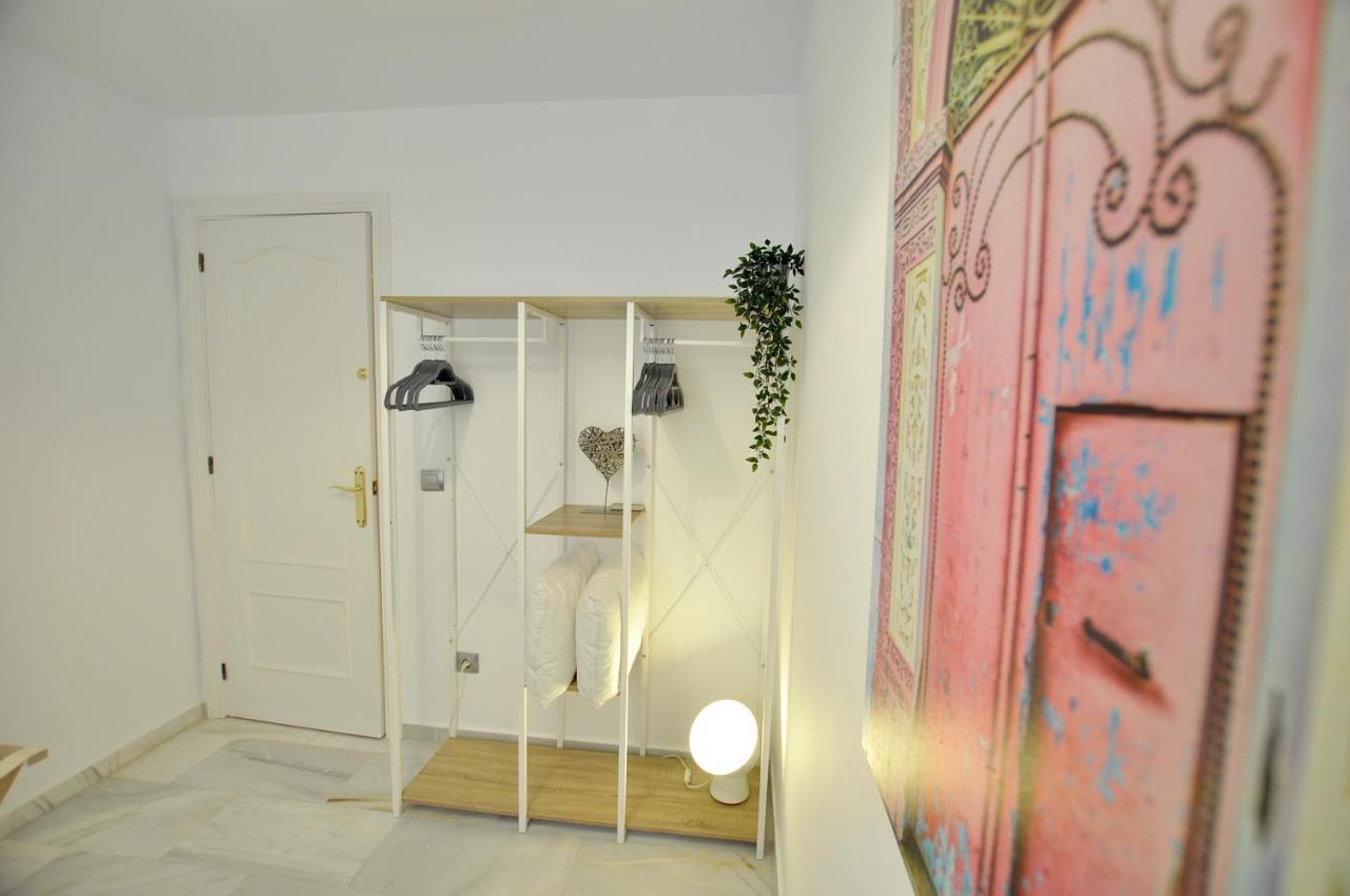Luminoso Y Coqueto Apartamento Con Jardin مالقة المظهر الخارجي الصورة